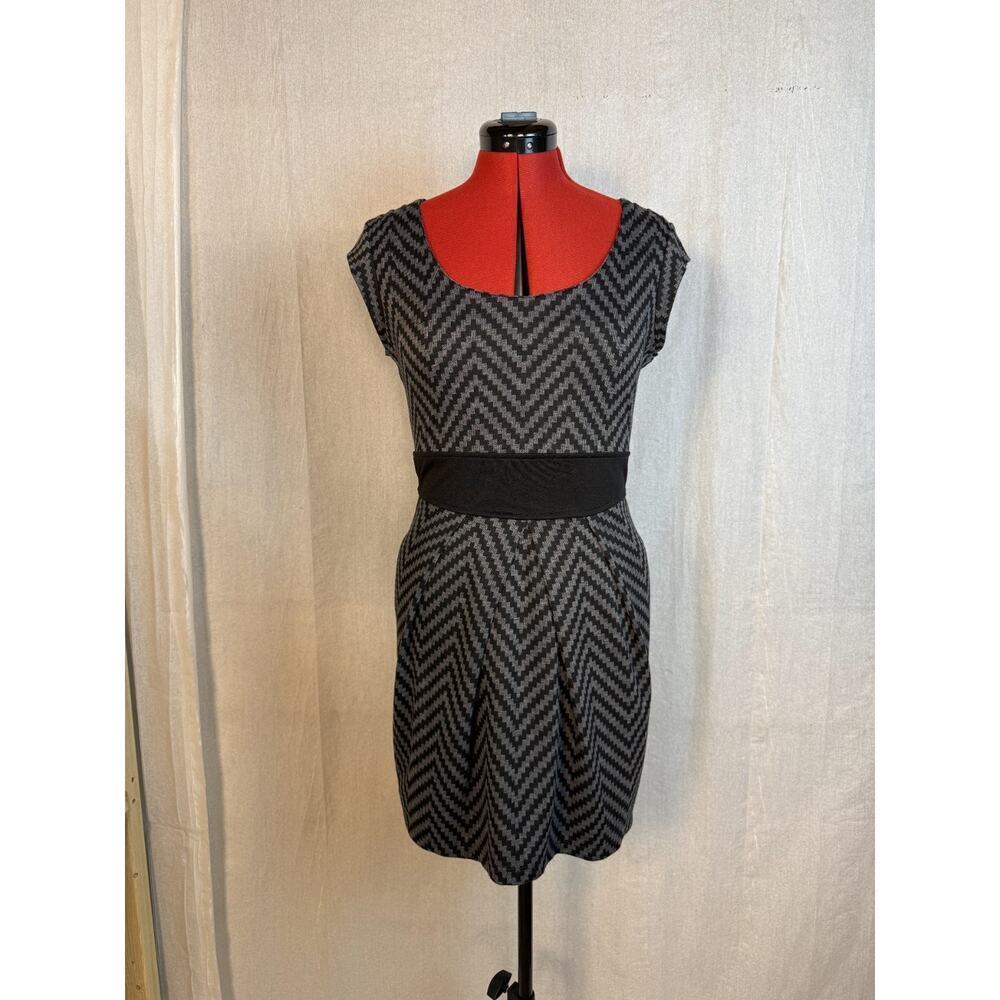 BeBop Womens Dress Size Large Black Gray Mini Fit Flare Geometric Stretch D663